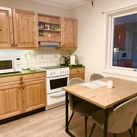 And Spacious 4-bedroom In Appartement *