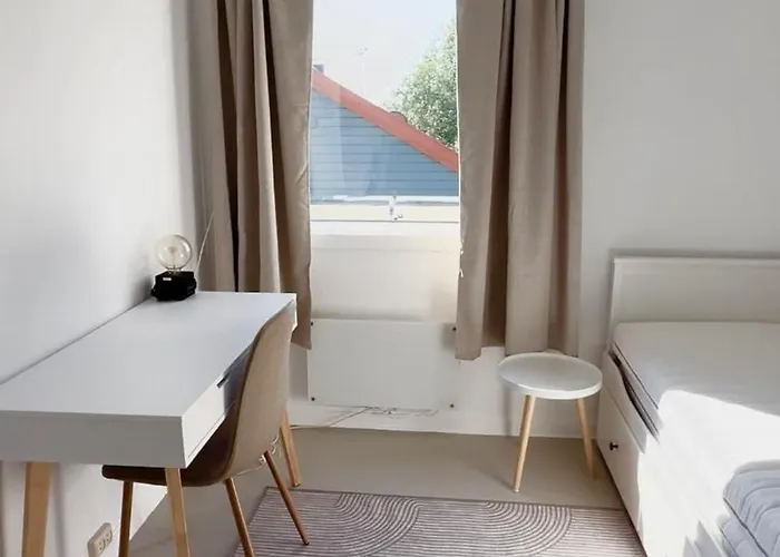 Apartamento And Spacious 4-bedroom In Tromsø