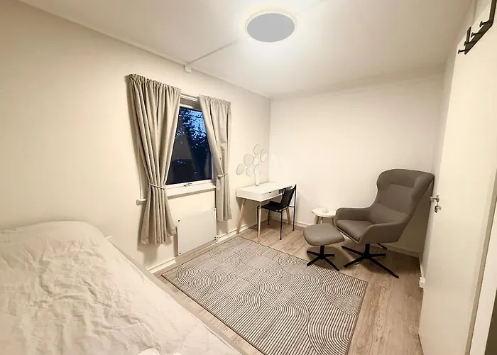 And Spacious 4-bedroom In Apartamento Tromsø